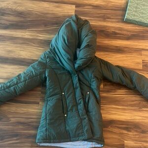Green Hooded Puffer Jacket
